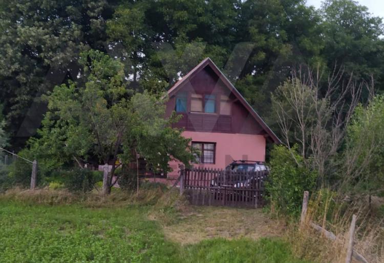 Boljevac - Jablanica , vikendica za uživanje 50m2 na parceli površine  1022m2